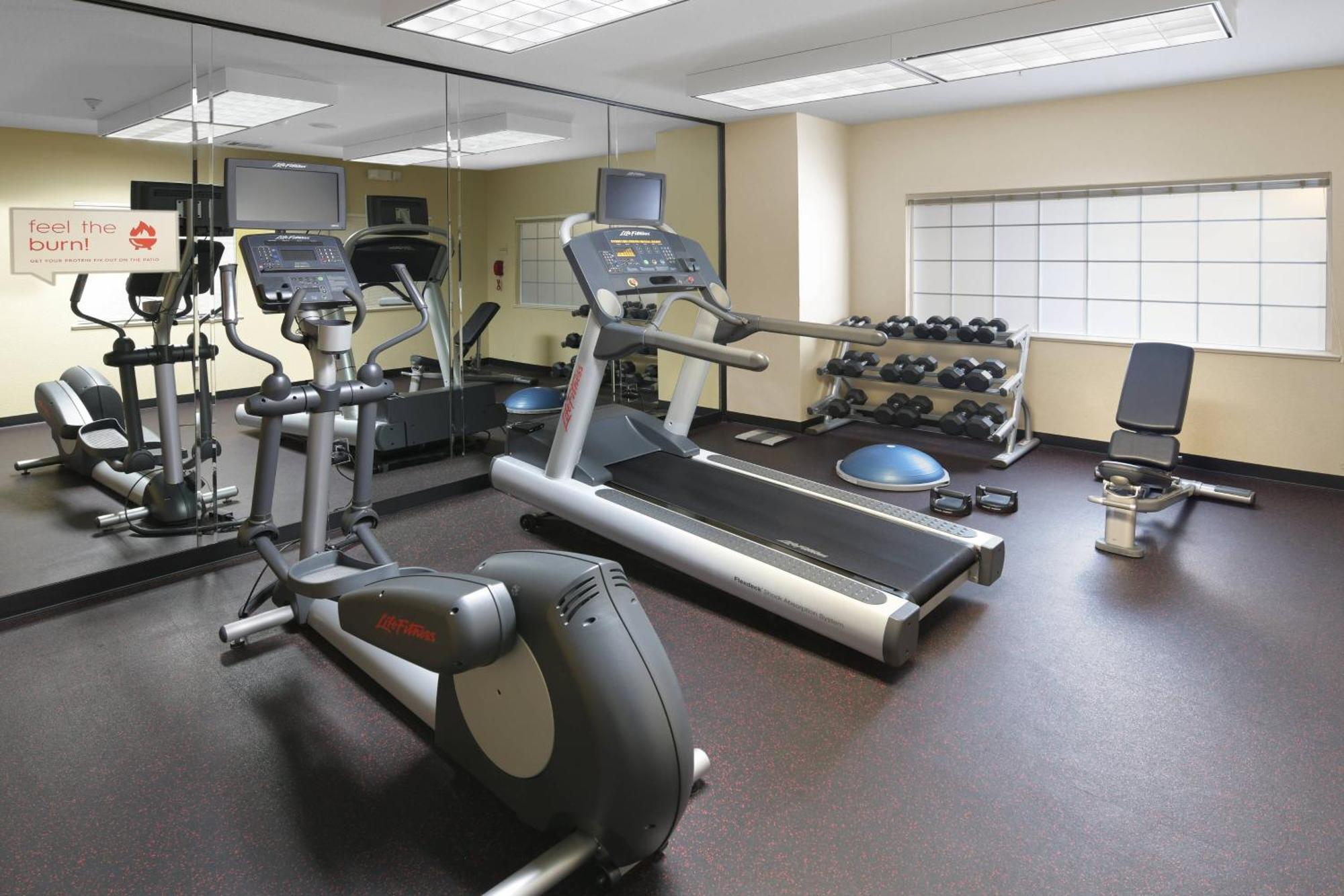 Towneplace Suites By Marriott Lake Jackson Clute Экстерьер фото